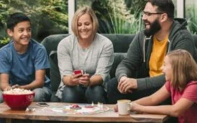 5 Screen-Free Activities To Spread Smiles